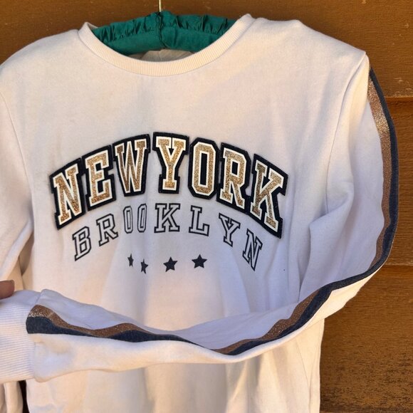 H & M Girls New York Brooklyn White Sweatshirt Size 10/12 - Picture 6 of 10